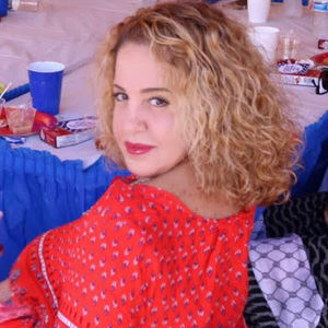 Meet your Posher, Isabel